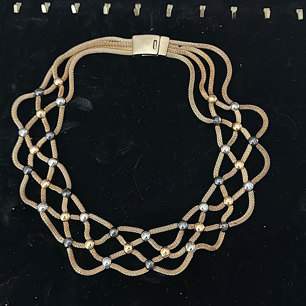 Magnetic Chocker